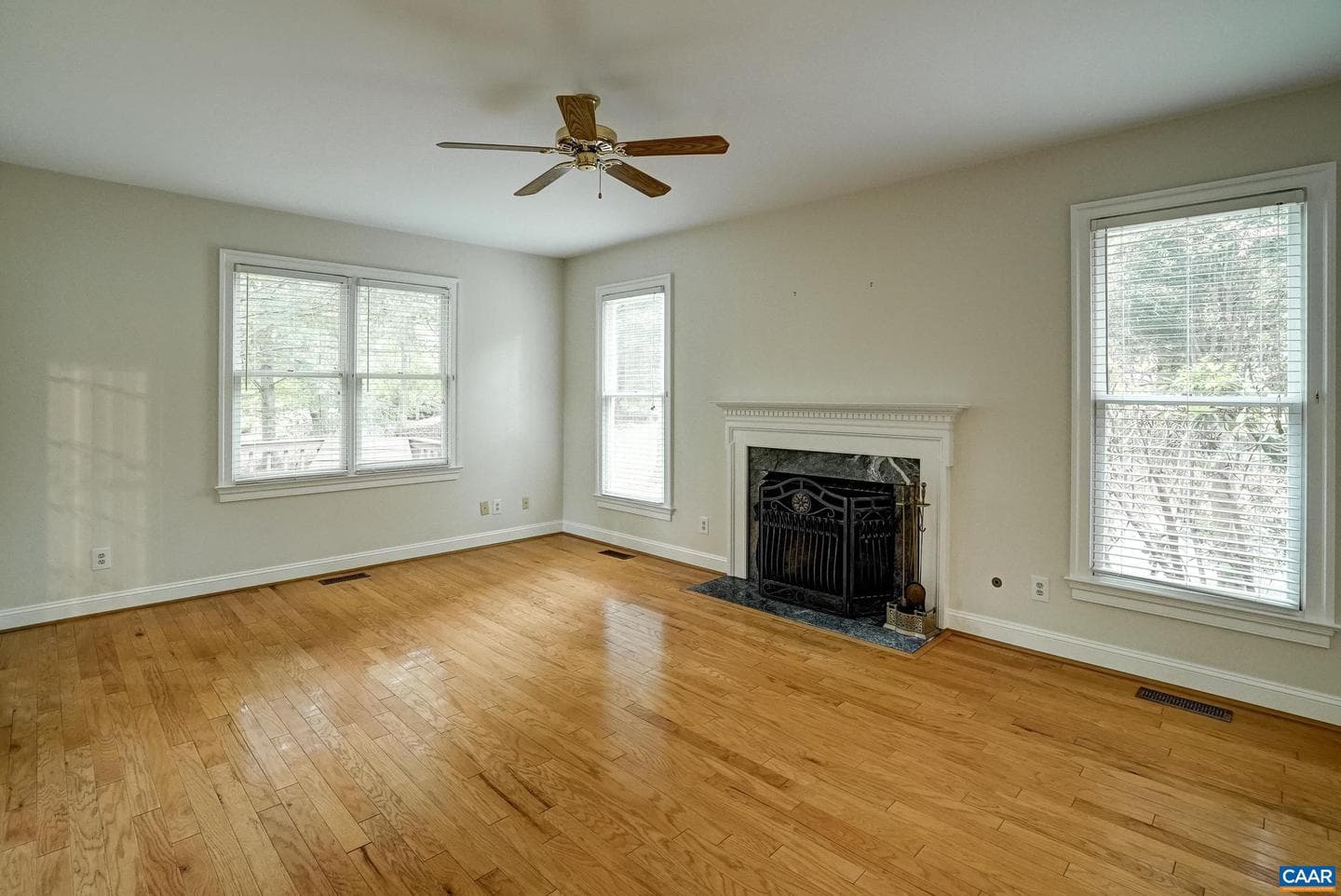 3371 Cotswold Ln photo 25