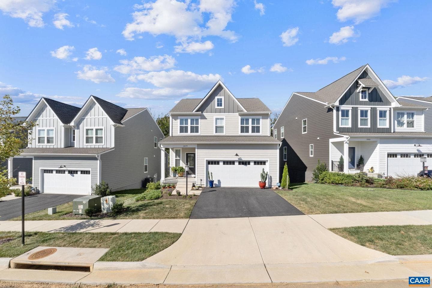 2879 Rambling Brook Ln photo 2