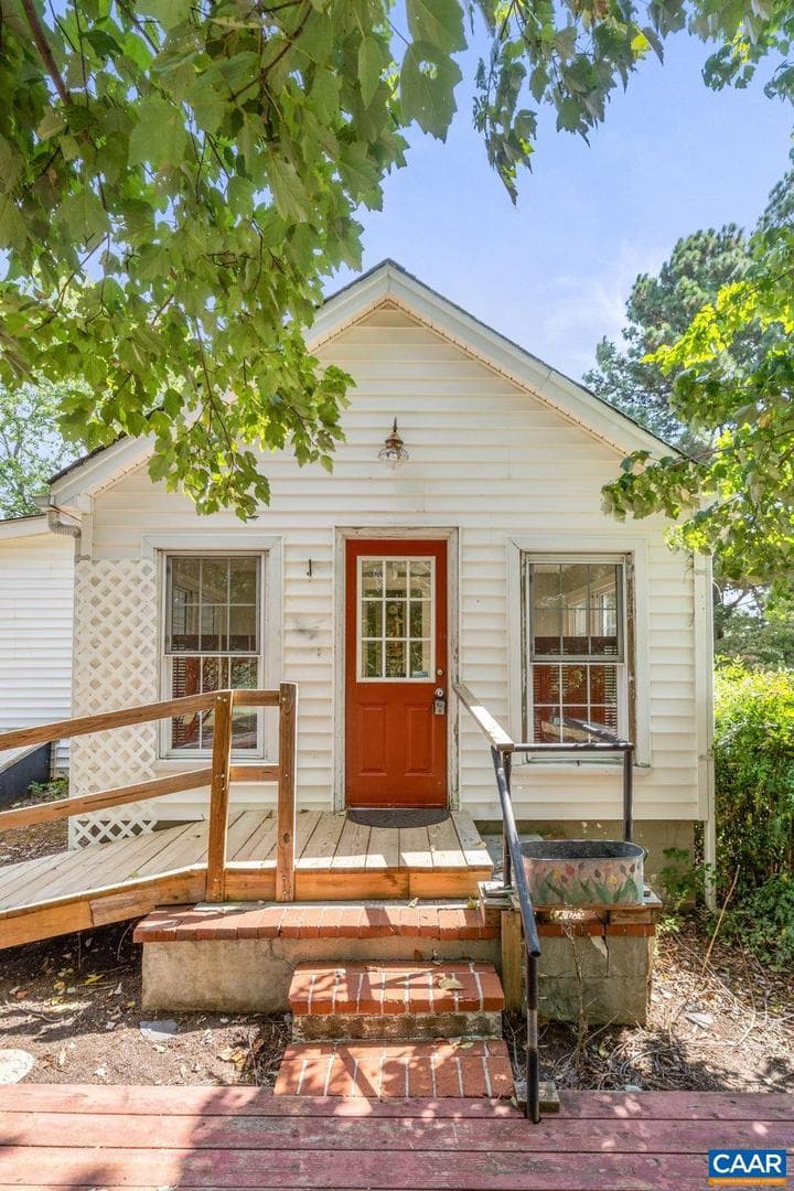 26171 N James Madison Hwy photo 13