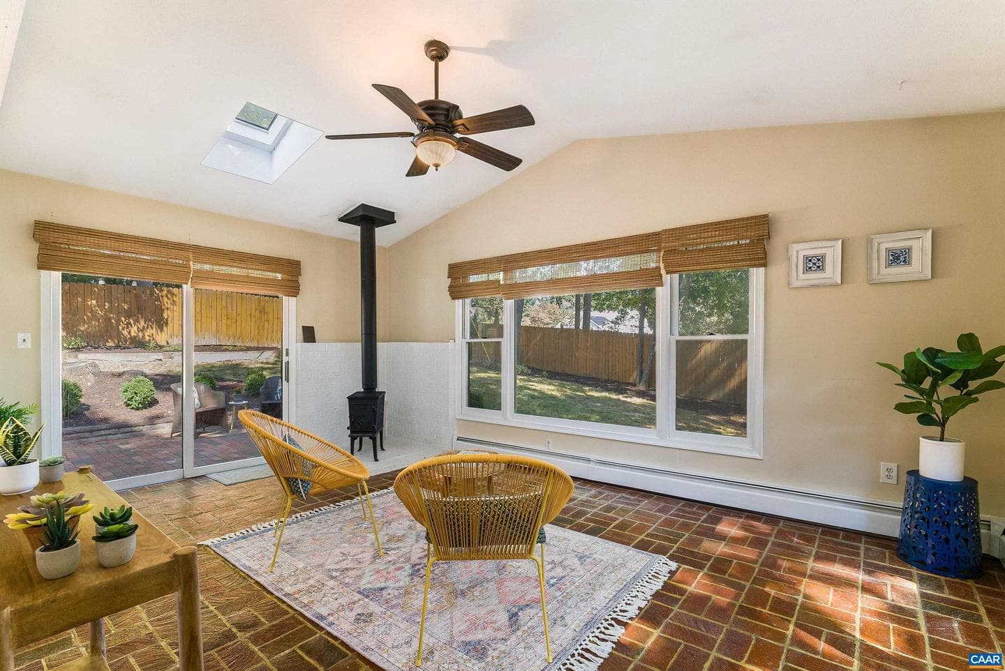 31 Oak Ln photo 18