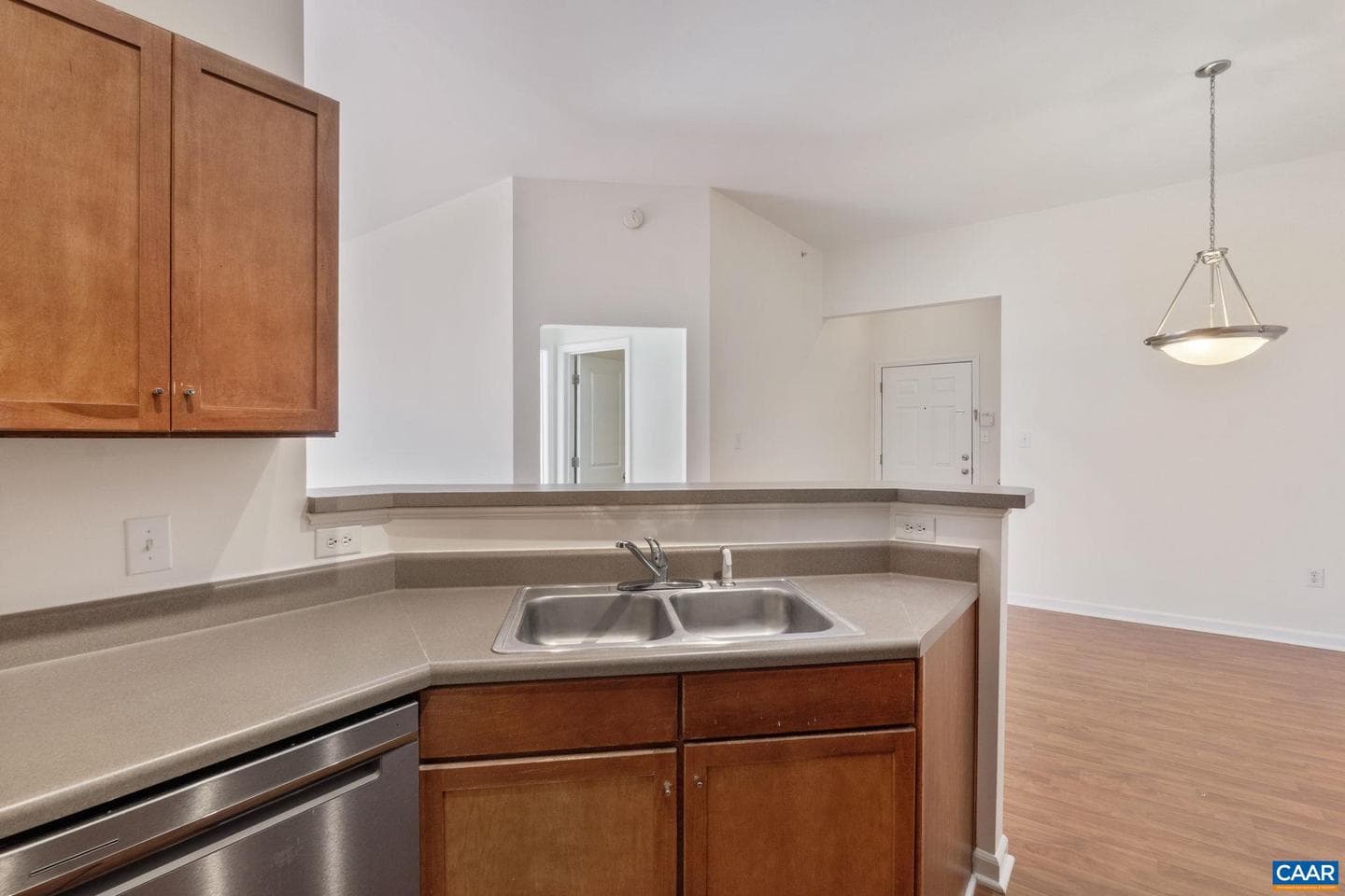 765 Walker Sq #4b photo 8