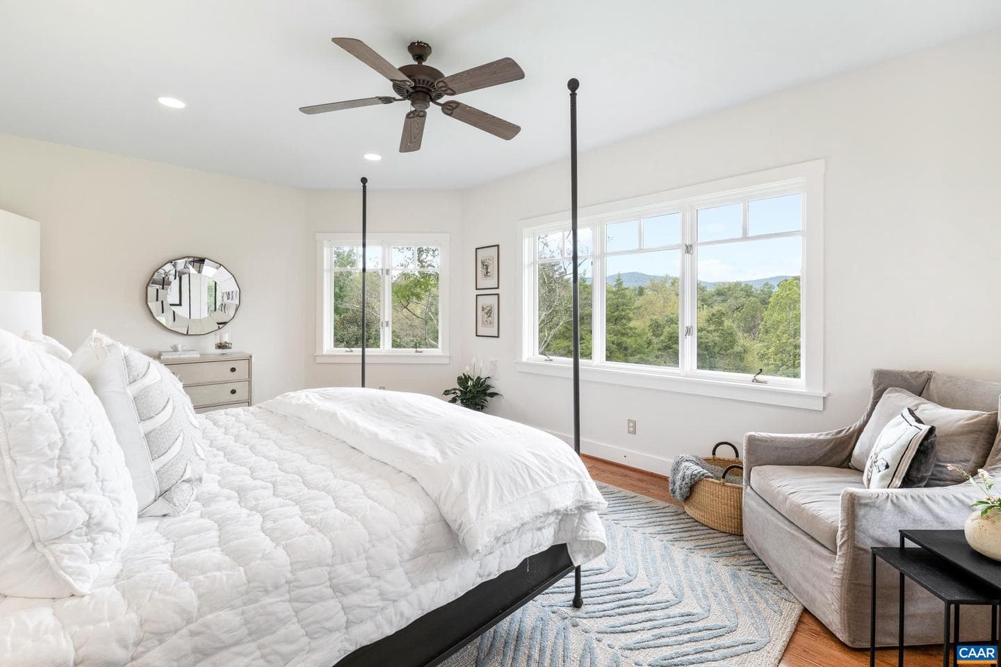 6585 Foxcliff Ln photo 30