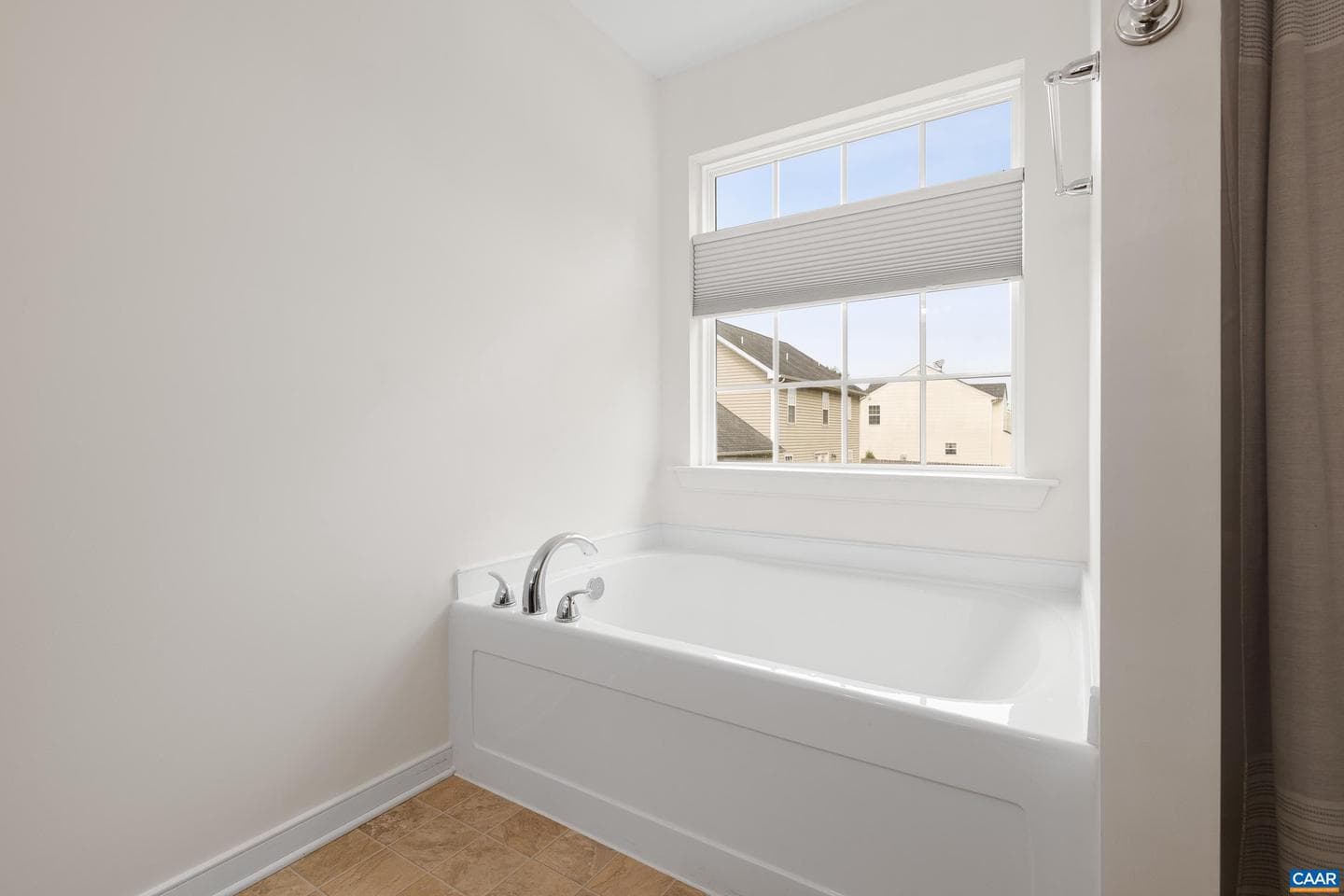 432 Glen Cir photo 35