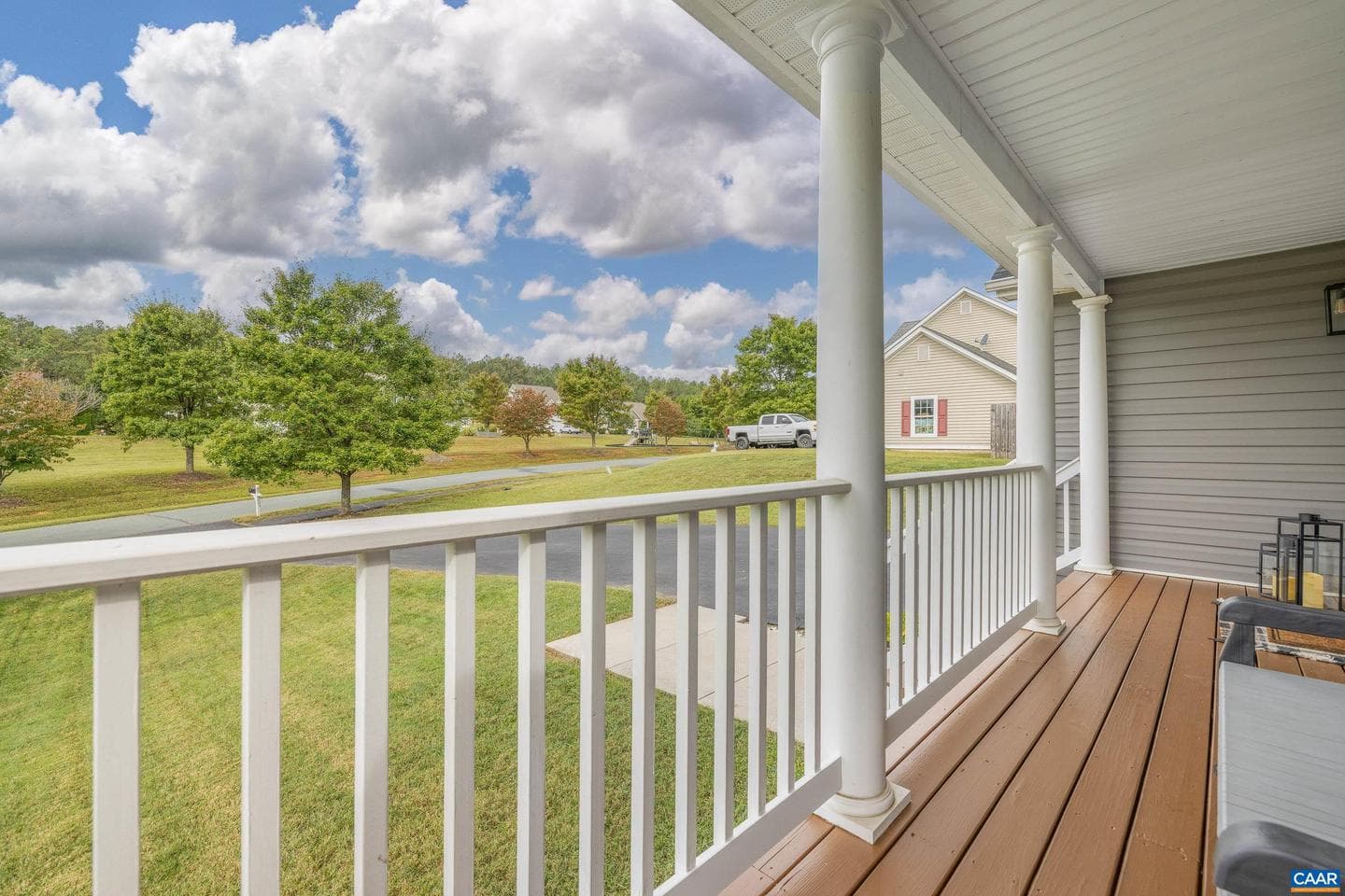 432 Glen Cir photo 6