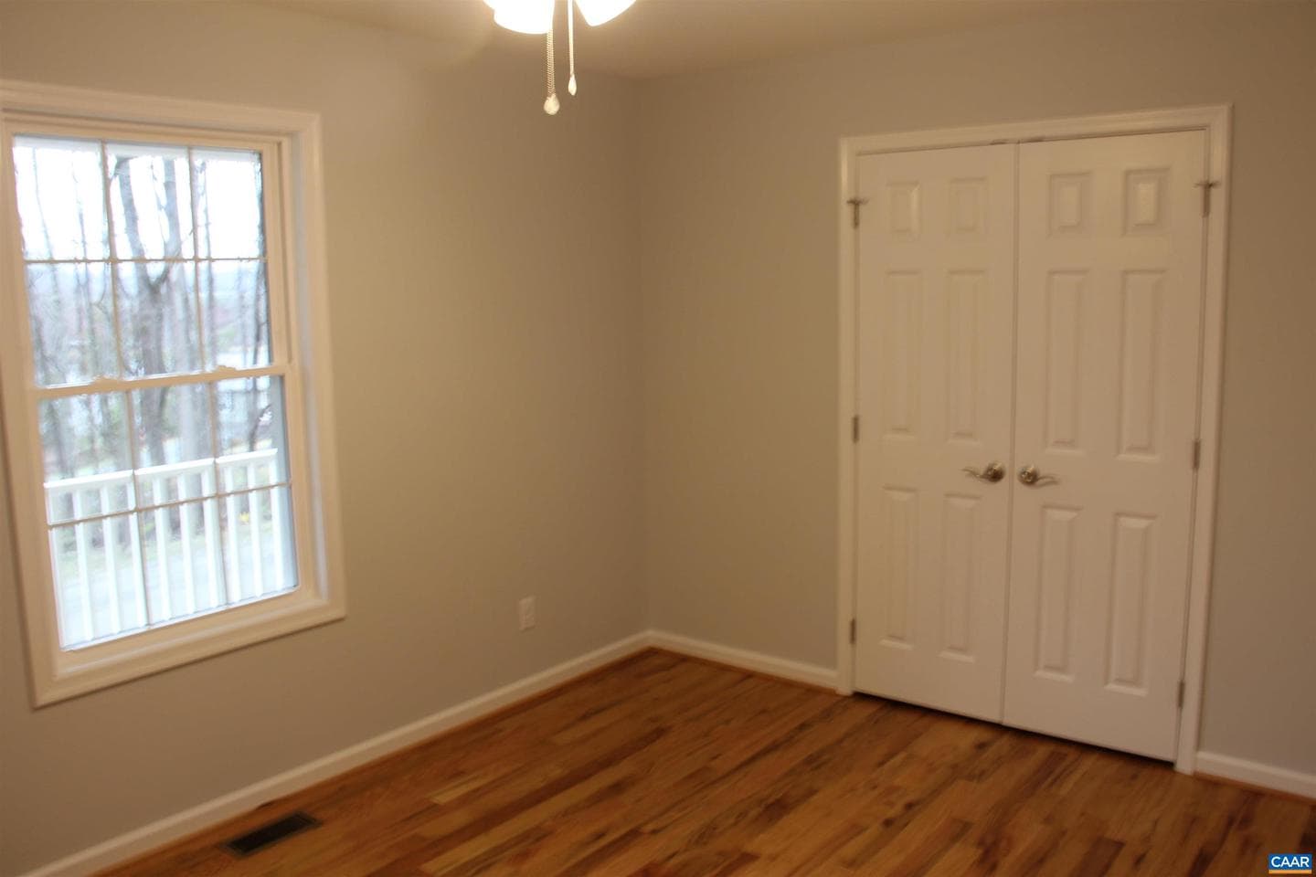 672 Westwood photo 22