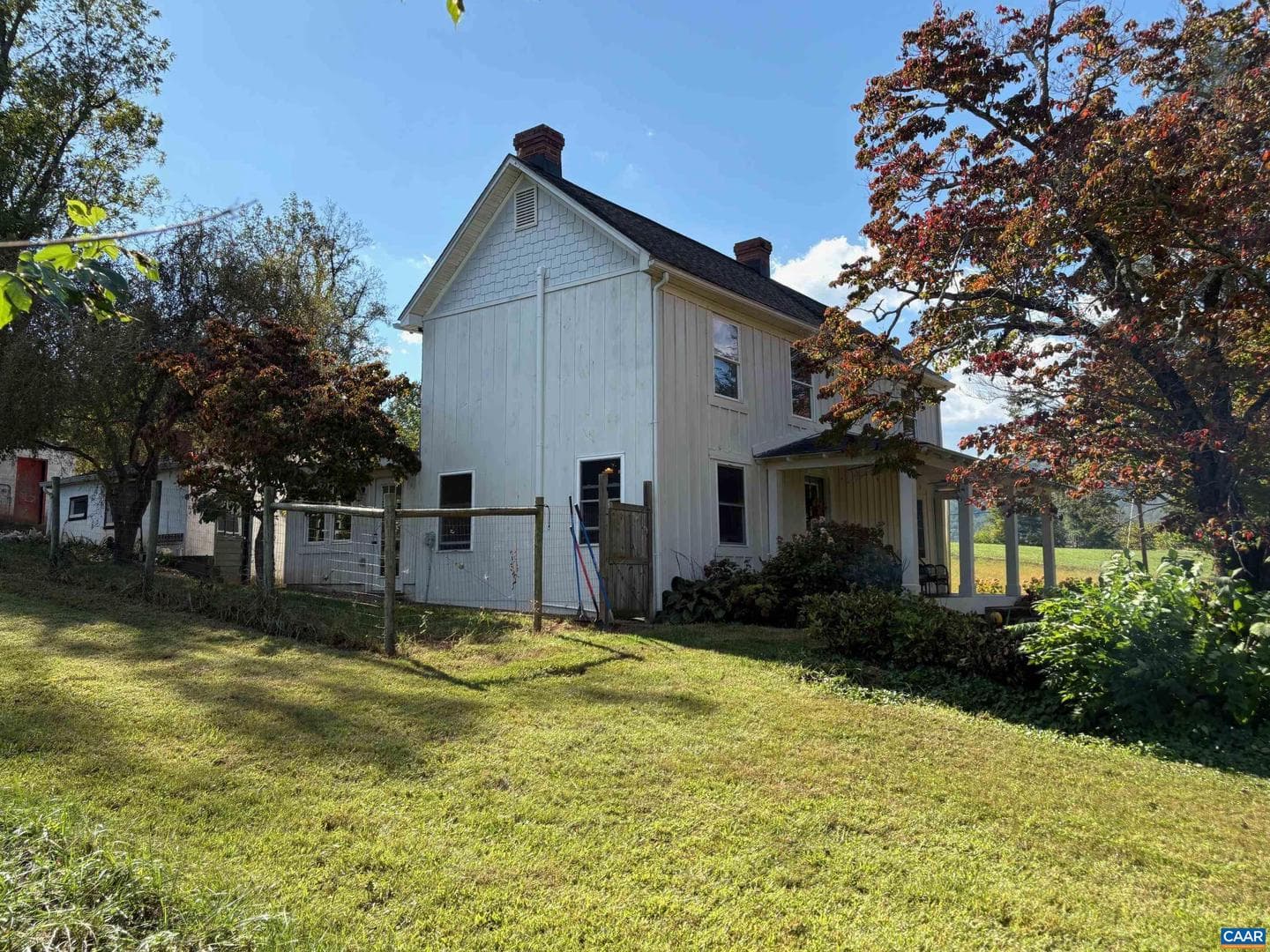 3828 Etlan Rd photo 2