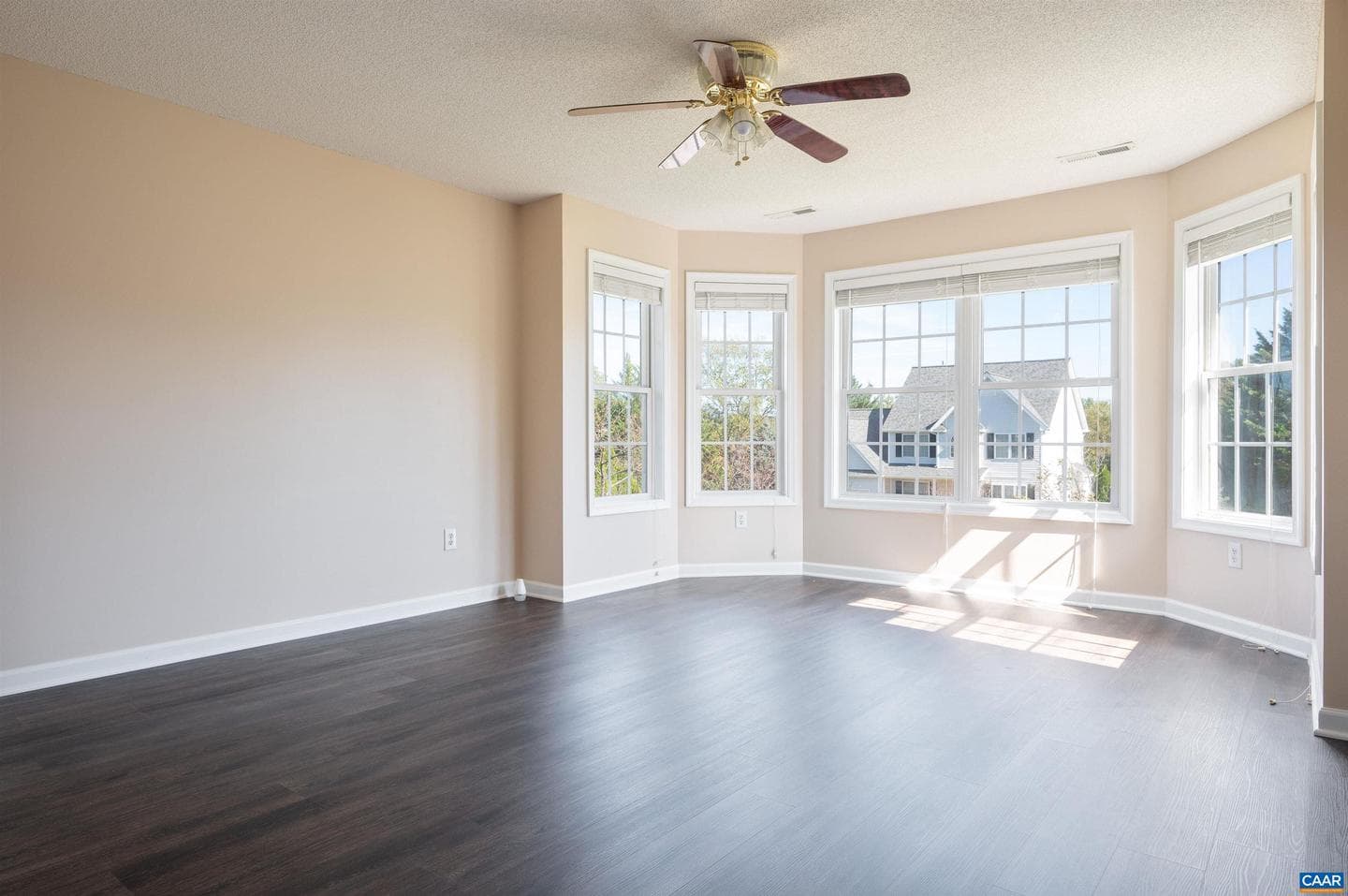 48 Lillian Dr photo 13