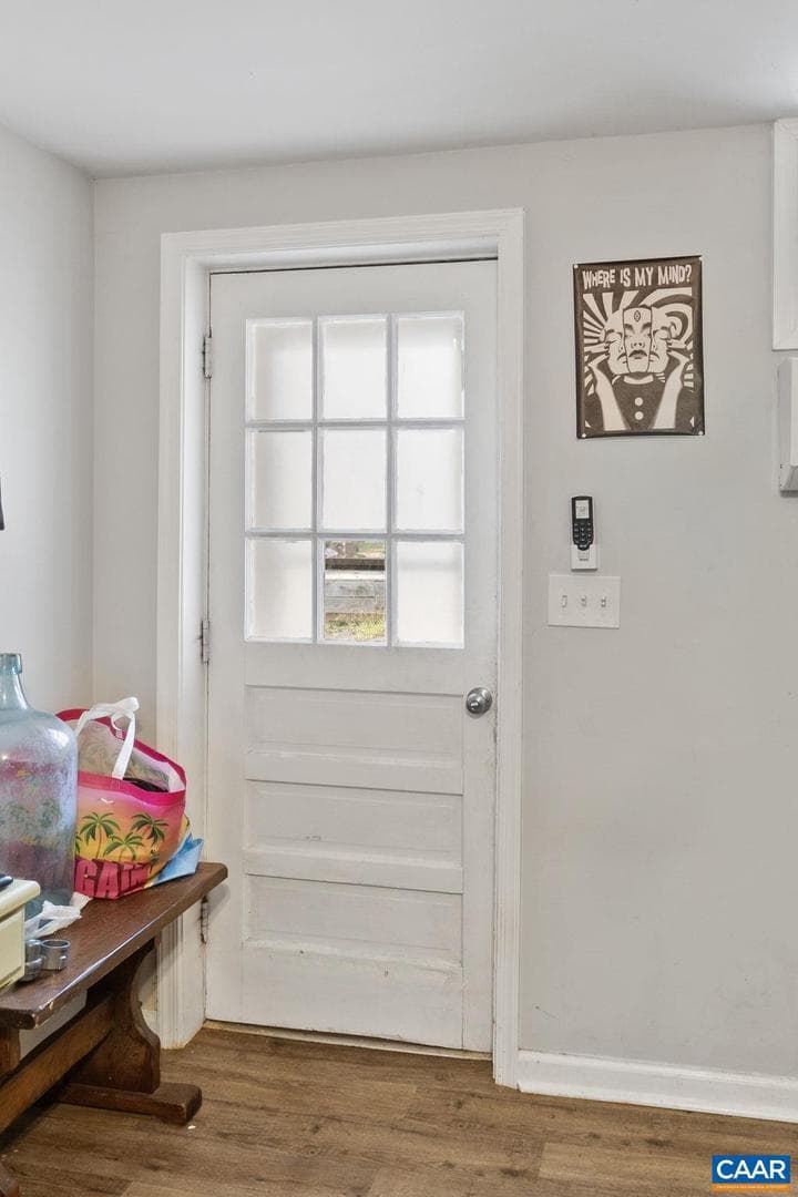 1210 Agnese St photo 23