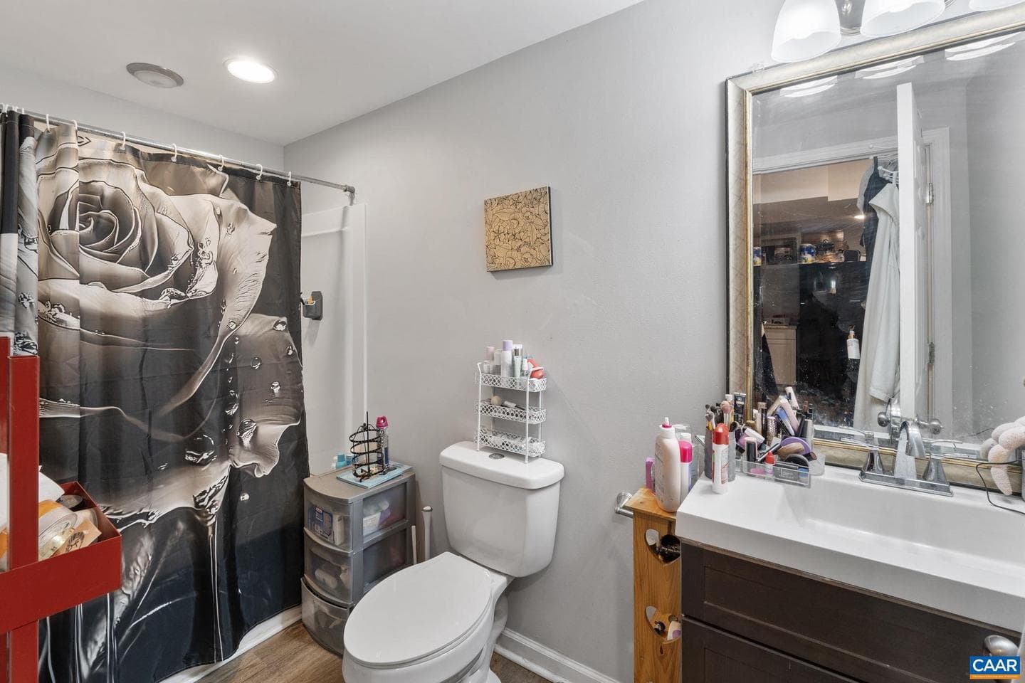 1210 Agnese St photo 27