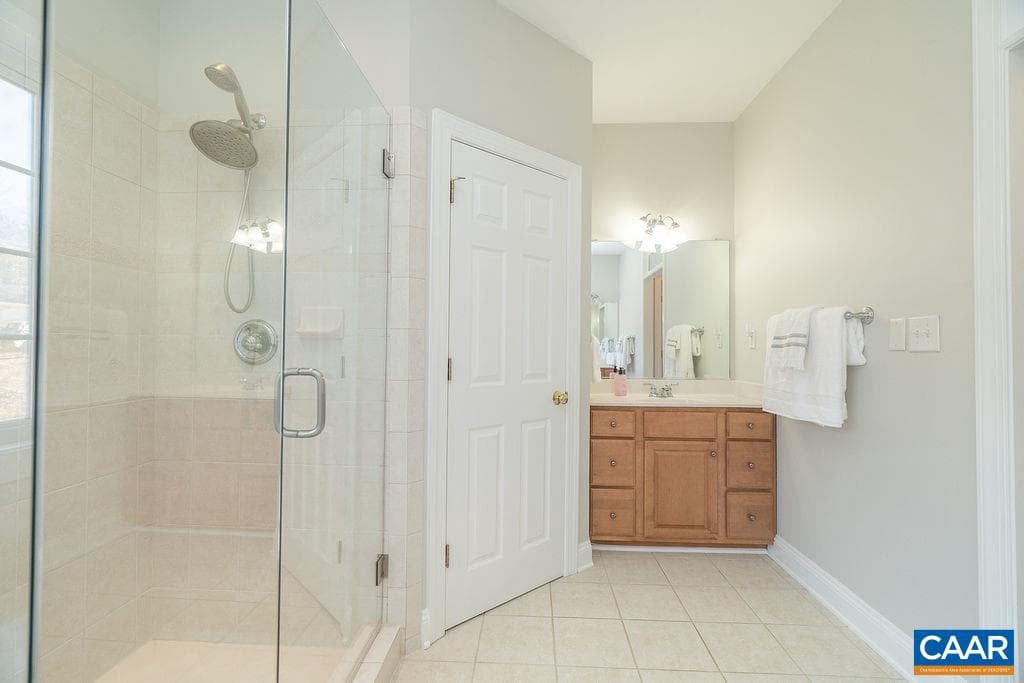 249 Willow Creek Dr photo 15