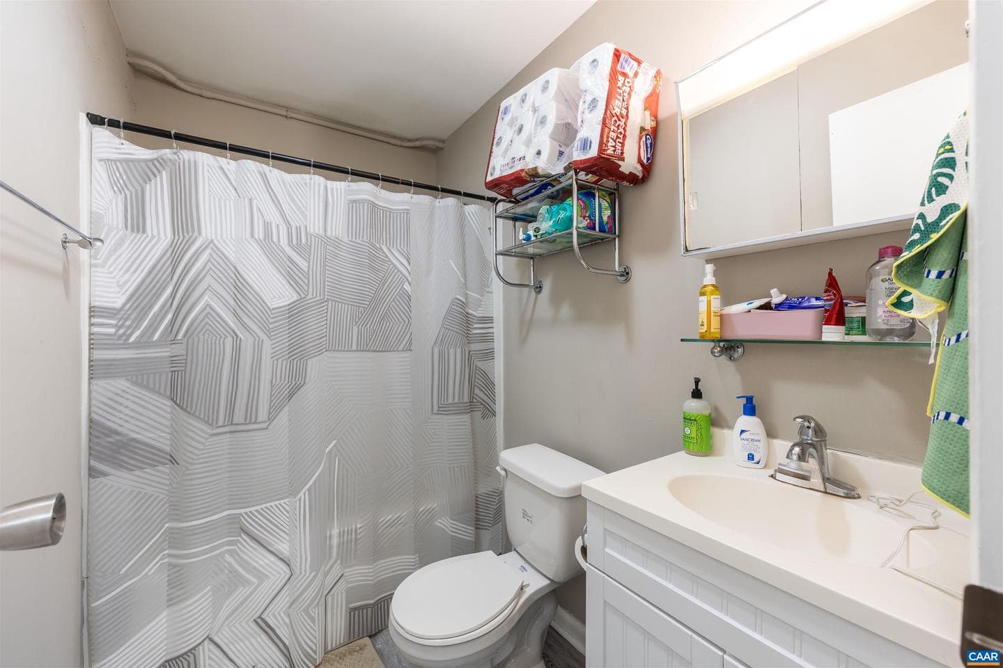 2100 Jefferson Park Ave #10 photo 7