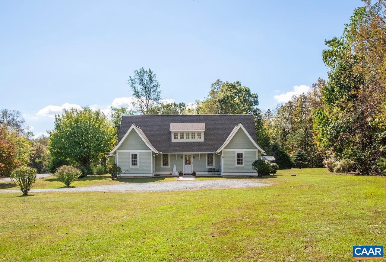 30 Cedar Meadow Dr photo 2