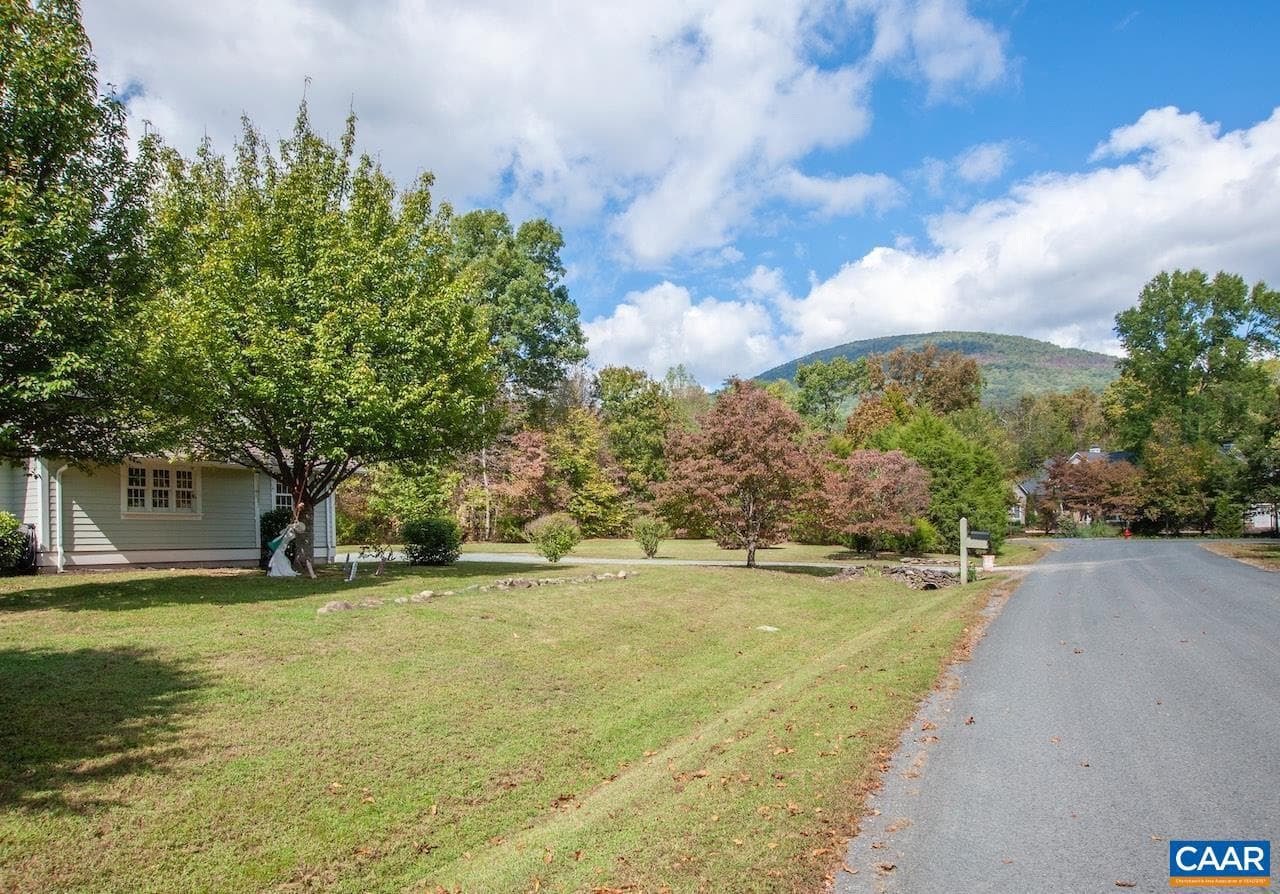 30 Cedar Meadow Dr photo 51