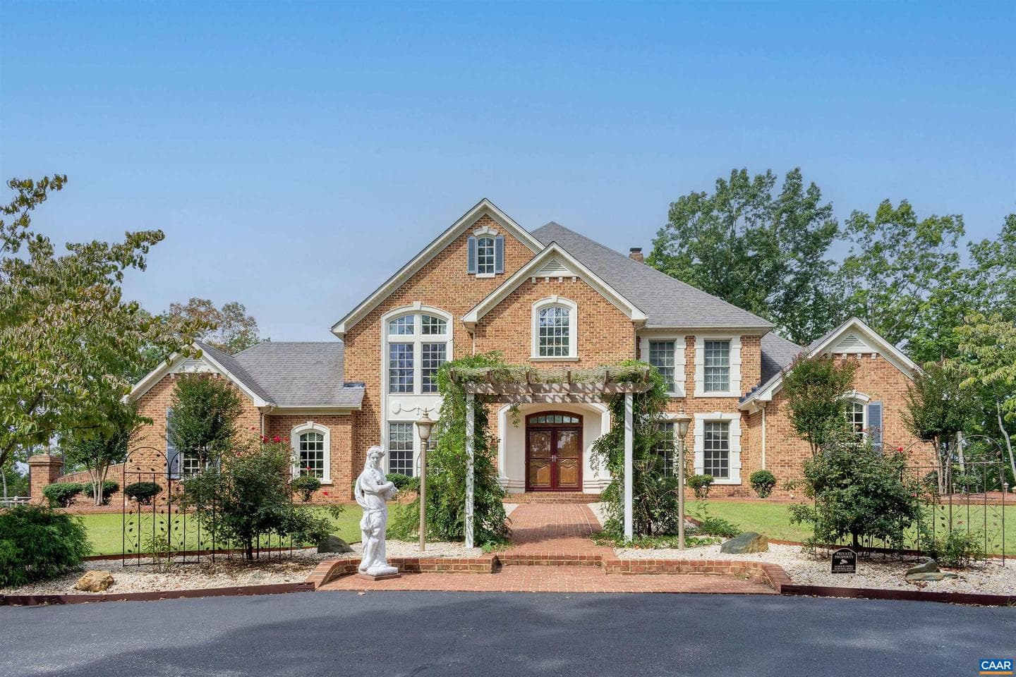 2576 S James River Hwy photo 3
