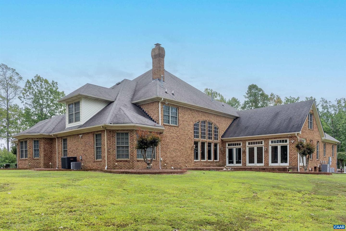 2576 S James River Hwy photo 6