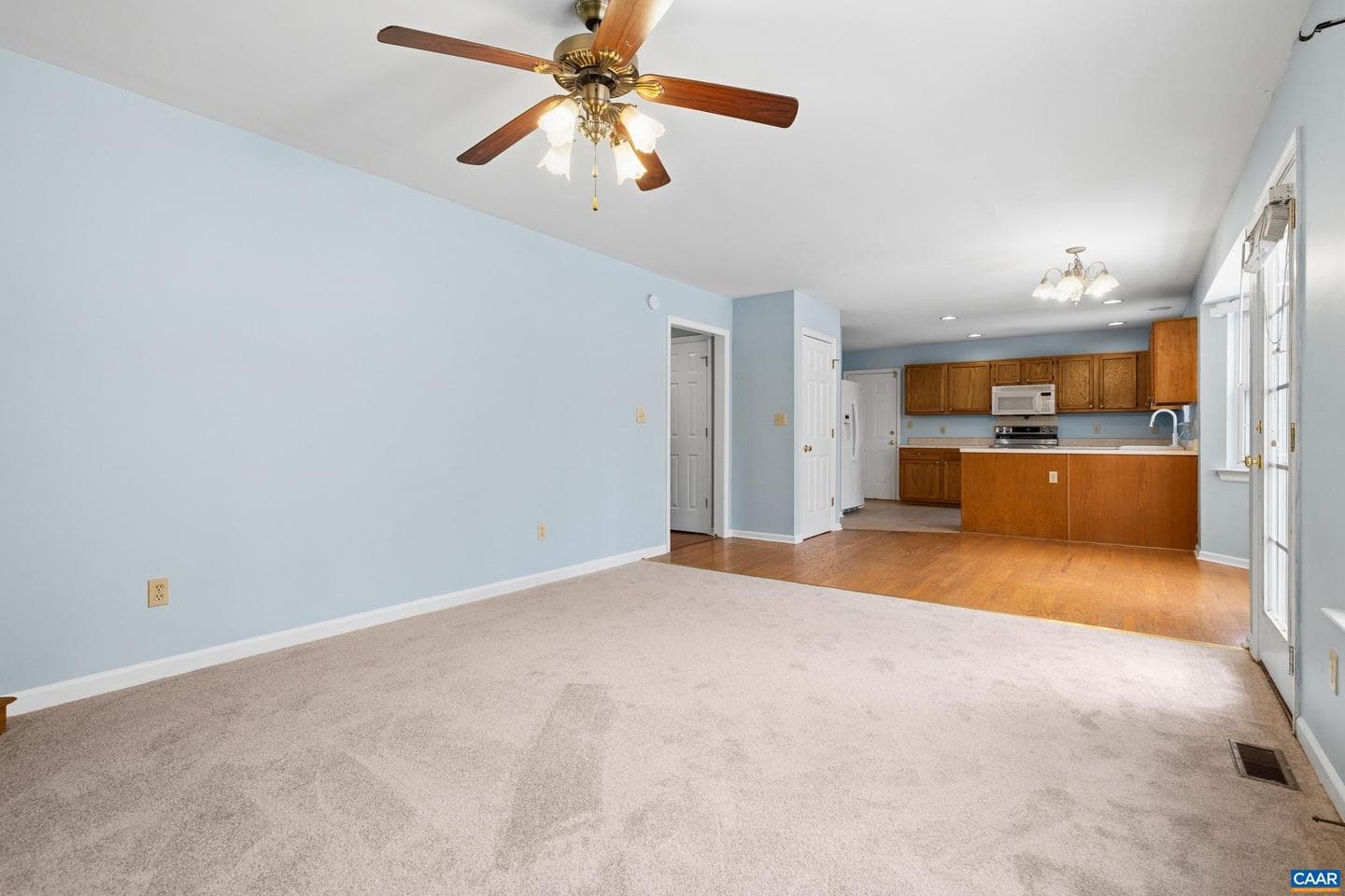 503 Jefferson photo 15