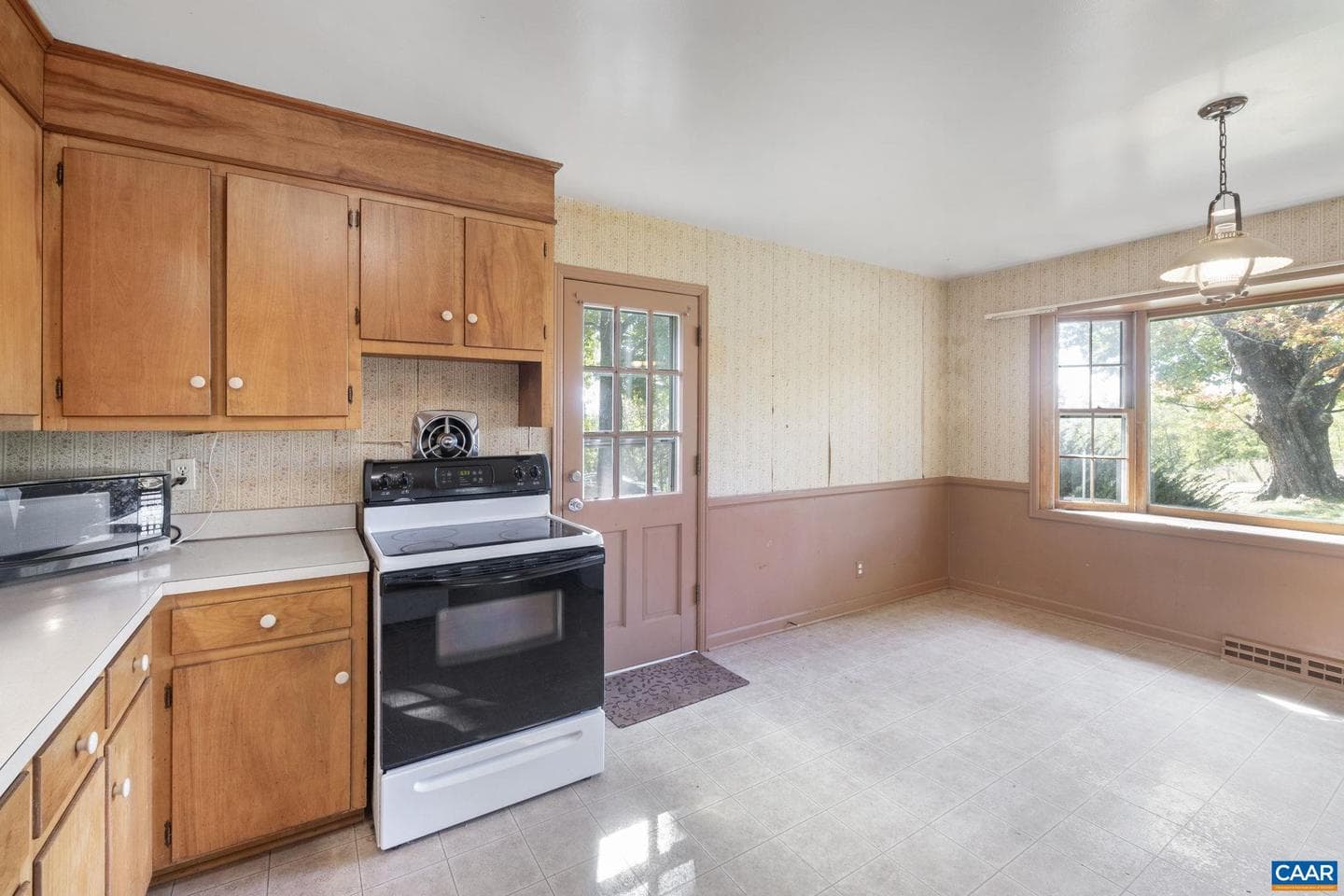 9281 Dick Woods Rd photo 9