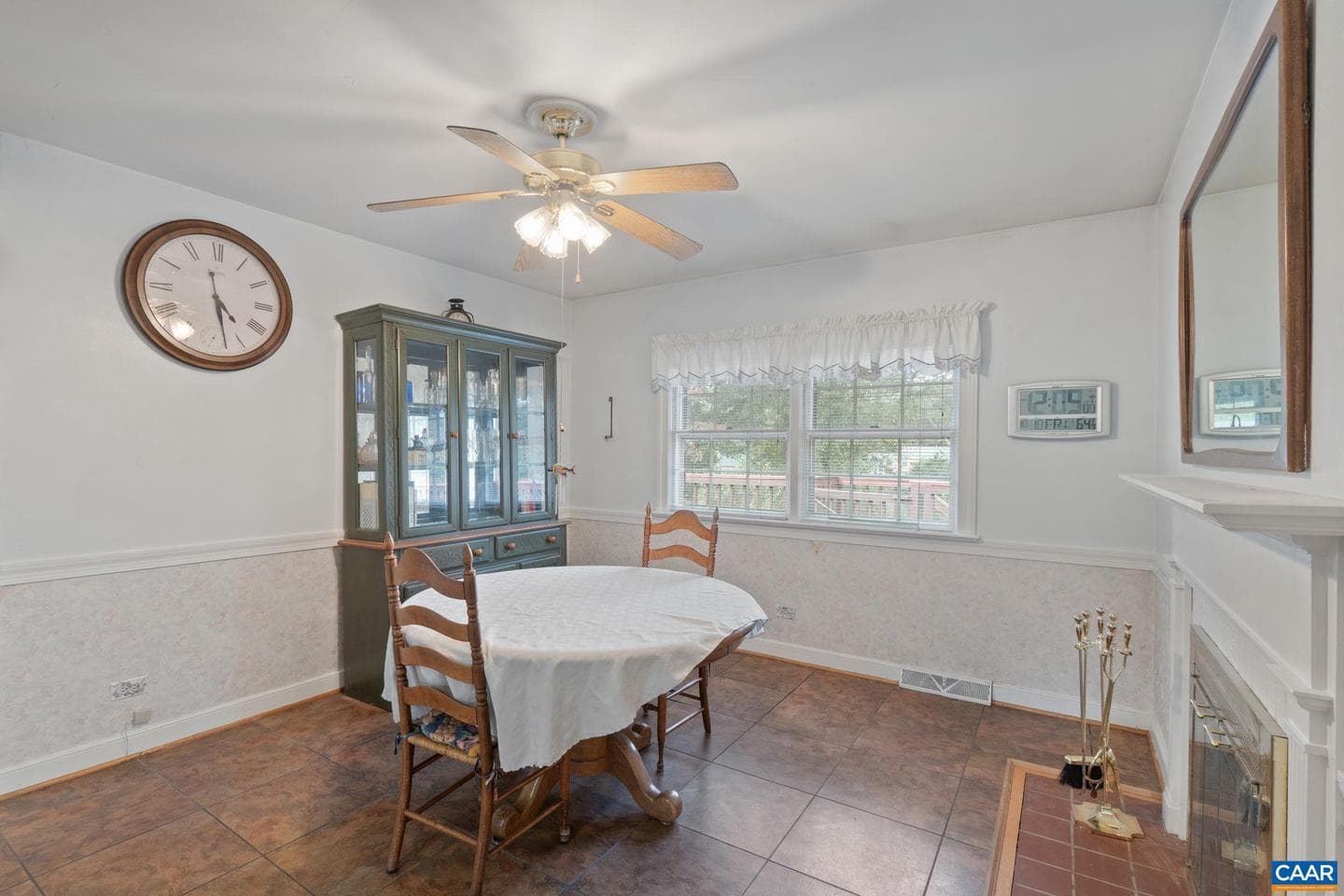2117 Tarleton Dr photo 9