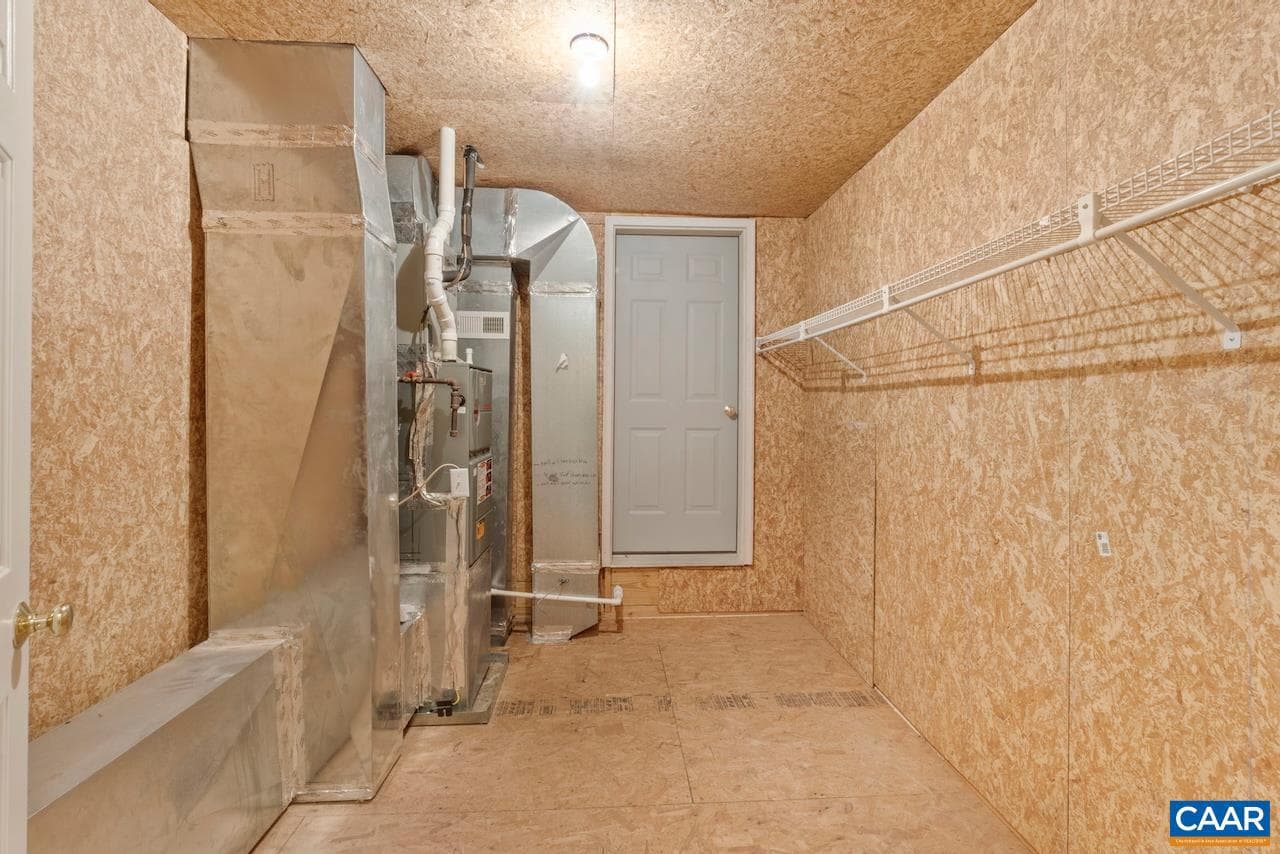 1132 Courtyard Dr photo 29