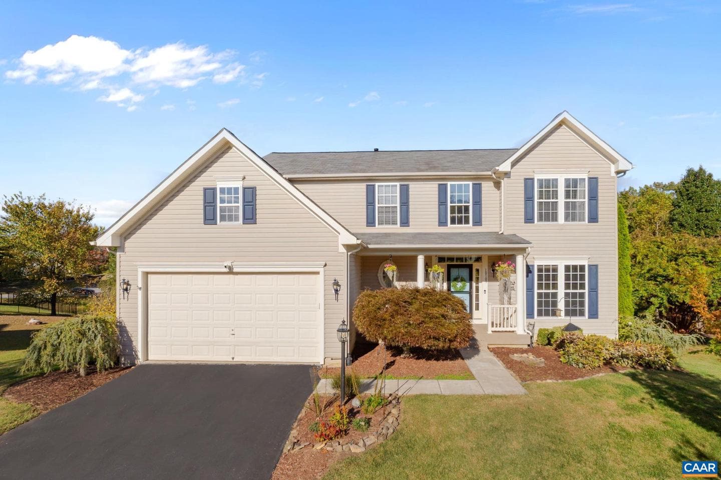 10109 Pond Ct photo 1