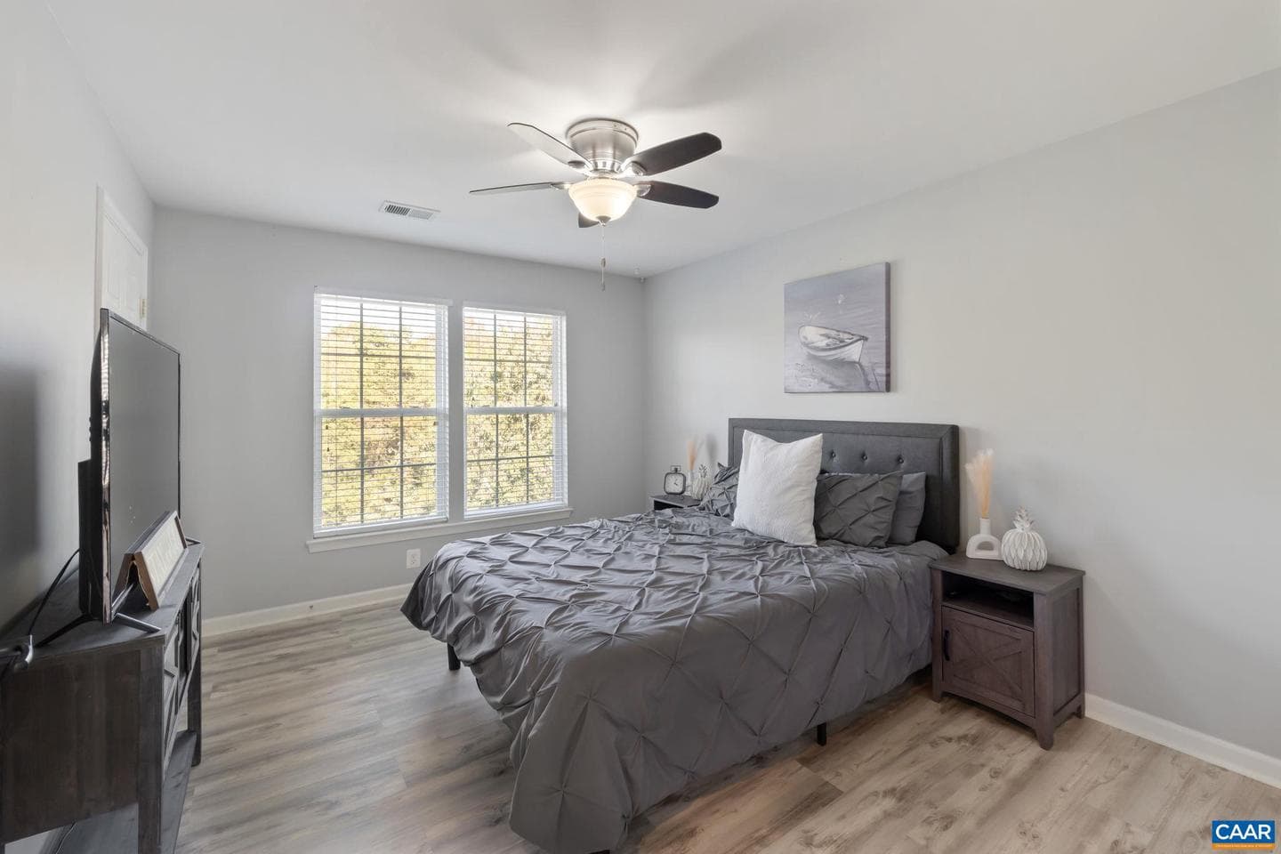 10109 Pond Ct photo 34