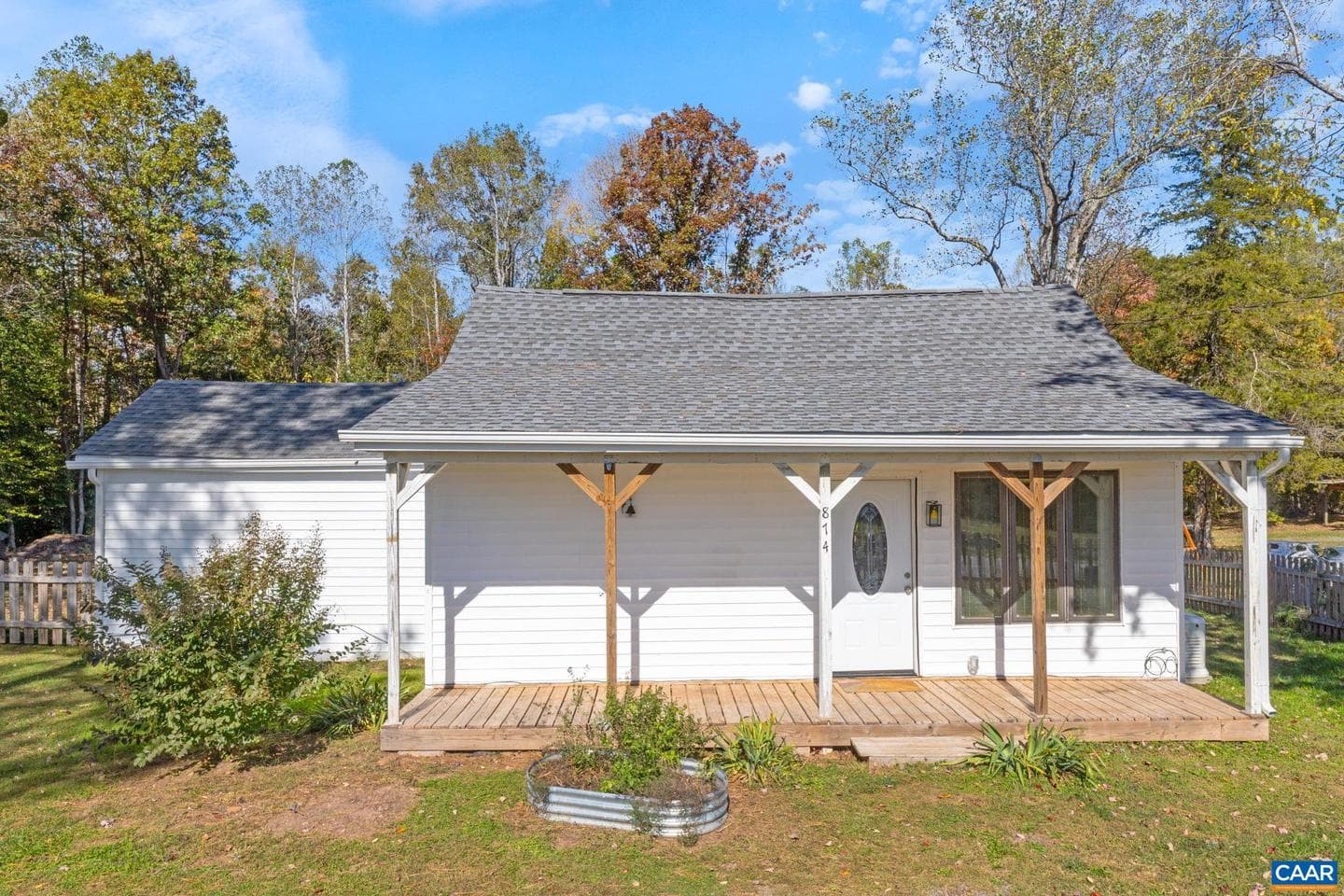 874 James River Rd photo 1