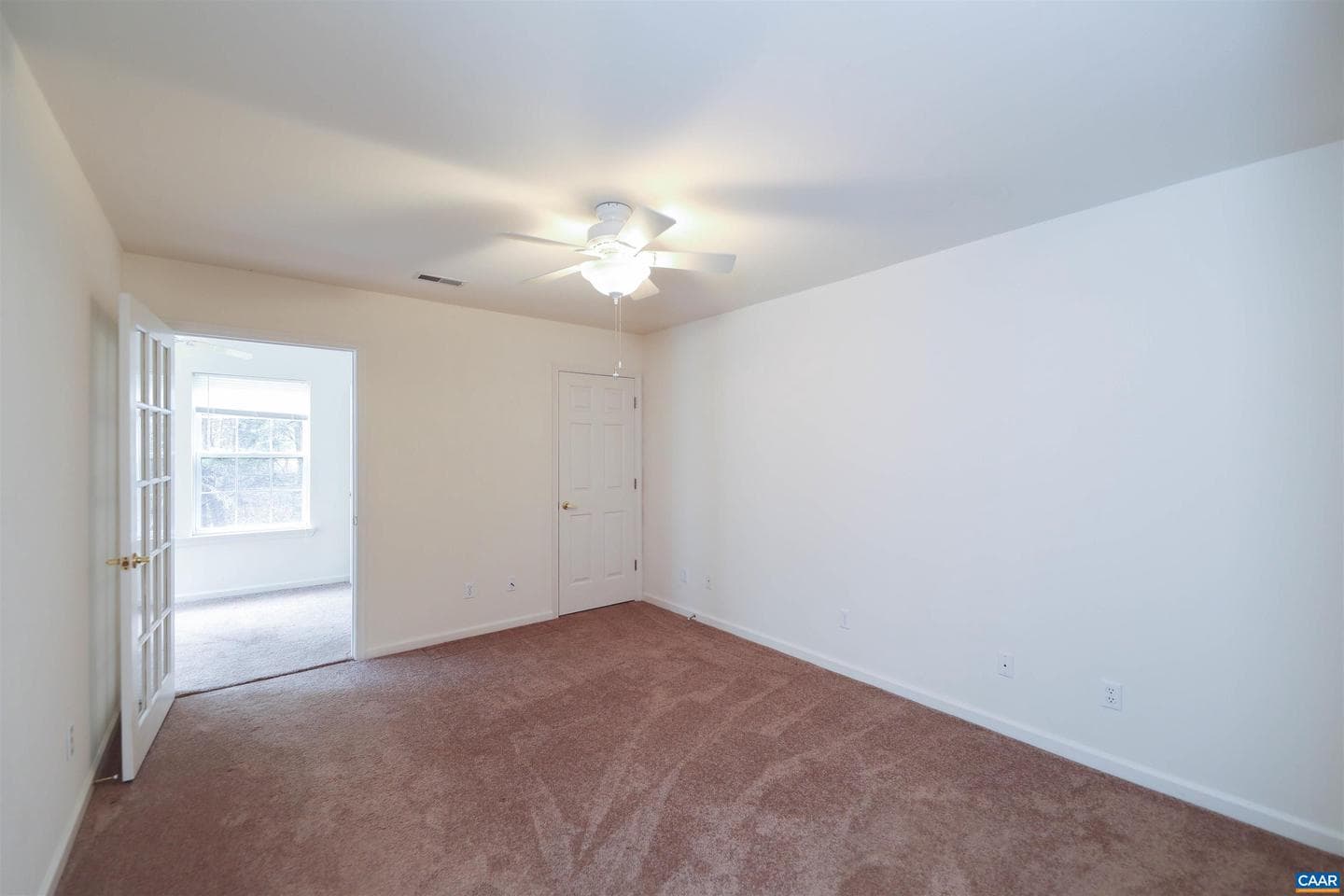 1422 Lilac Ct photo 17