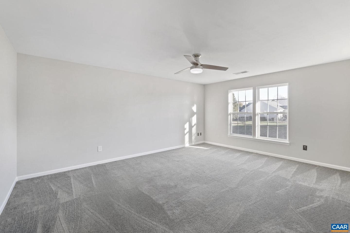 10137 Spring Dr photo 23