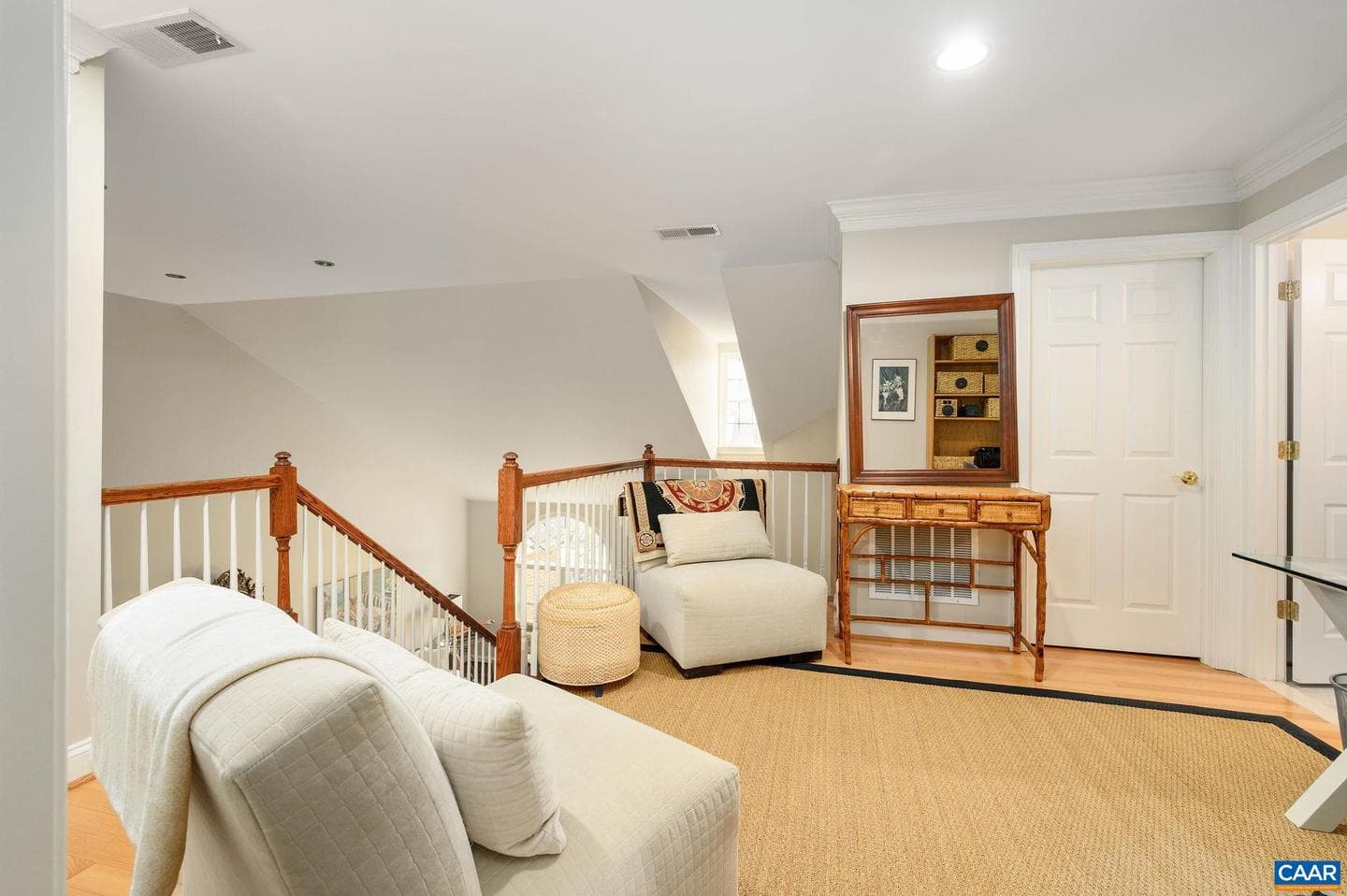 824 Colridge Dr photo 23