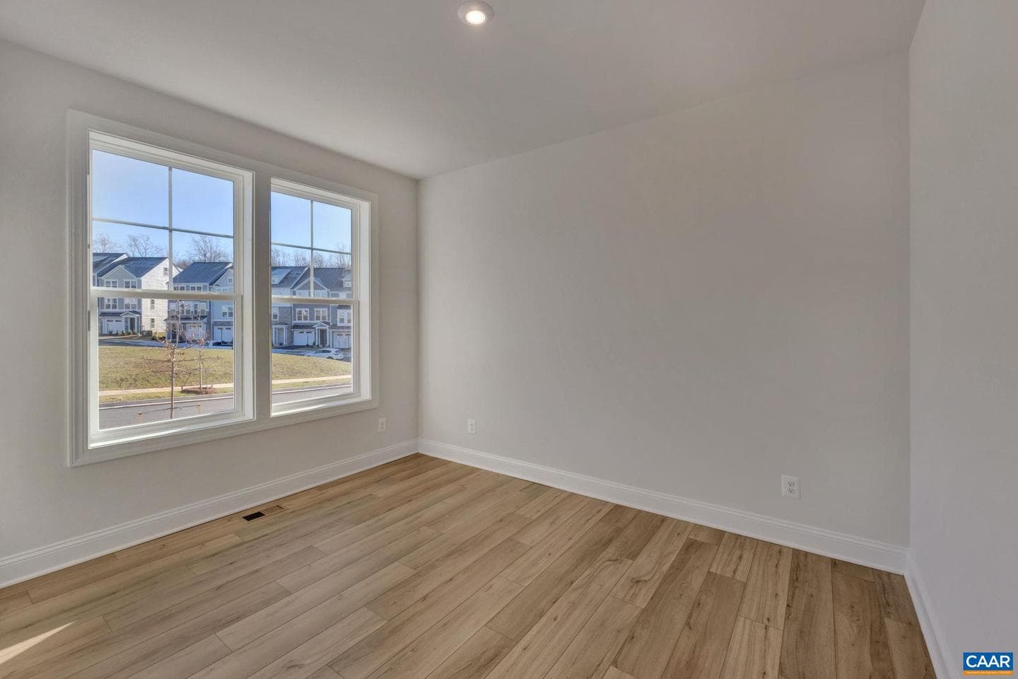 109b Marcella St photo 5