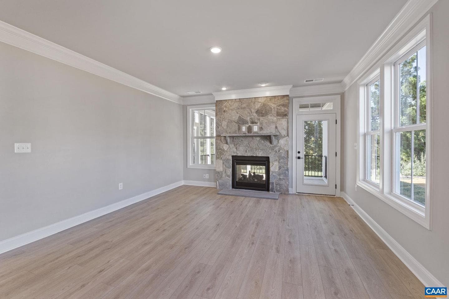 112 Sunbird Ln photo 20