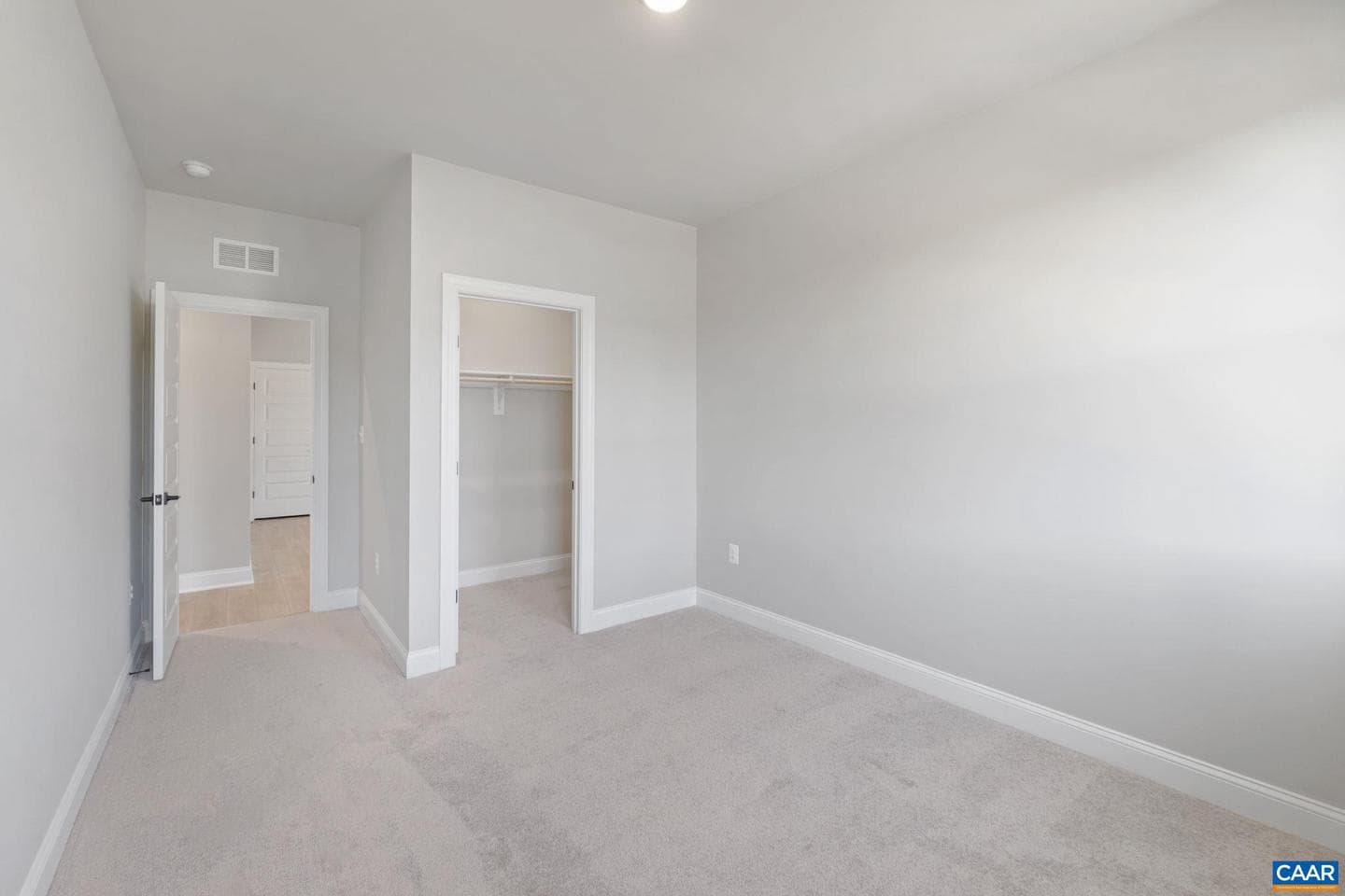 112 Sunbird Ln photo 44