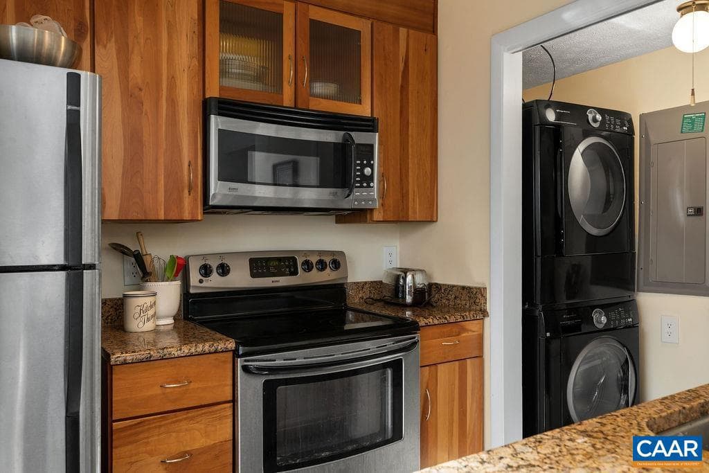 731 Laurelwood Condos photo 7