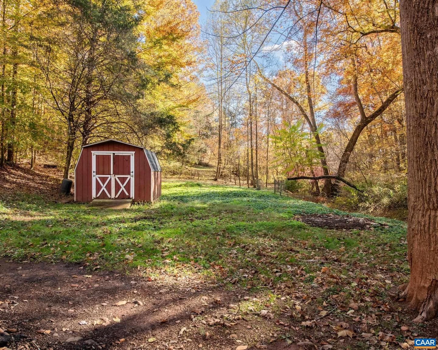 3189 James River Rd photo 22