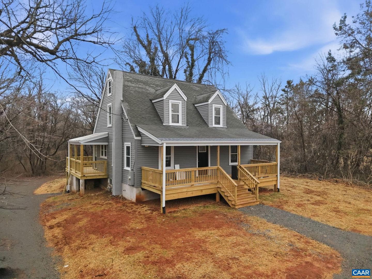 9305 Spotswood Trl photo 2
