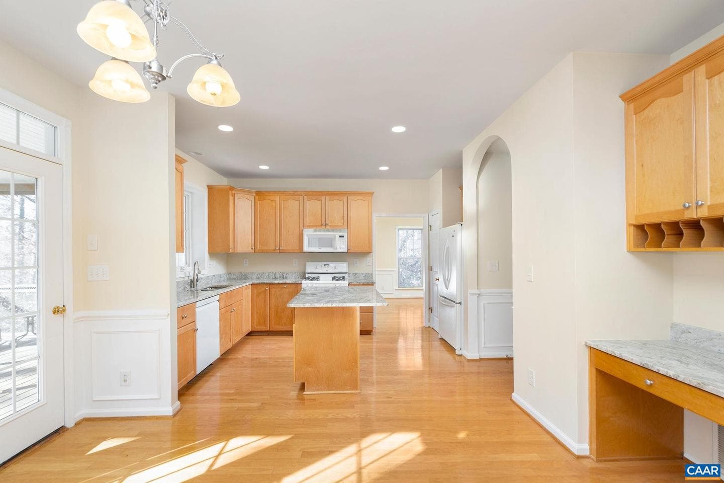 4943 Lake Tree Ln photo 12