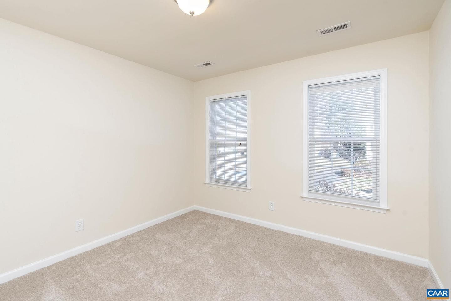 4943 Lake Tree Ln photo 23
