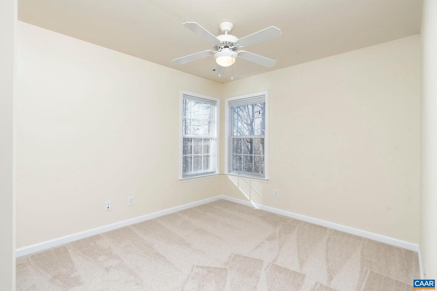 4943 Lake Tree Ln photo 34