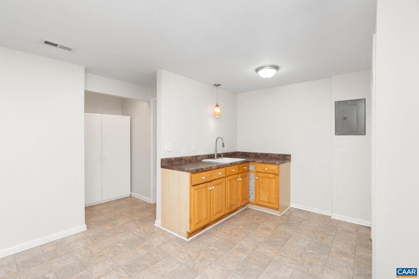 4943 Lake Tree Ln photo 42
