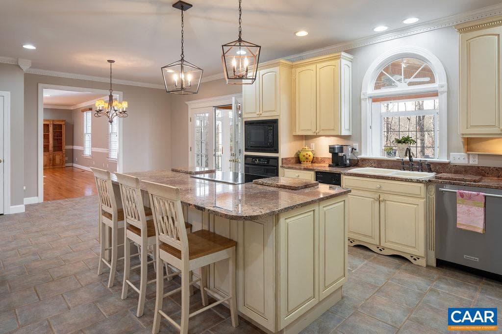 2620 Wind River Rd photo 19