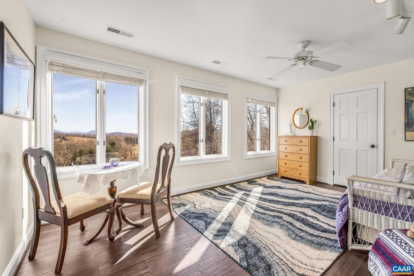987 Rodes Farm Dr photo 34