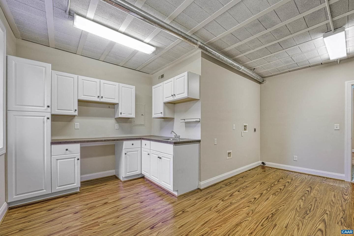 4885 Mechums River Rd photo 50