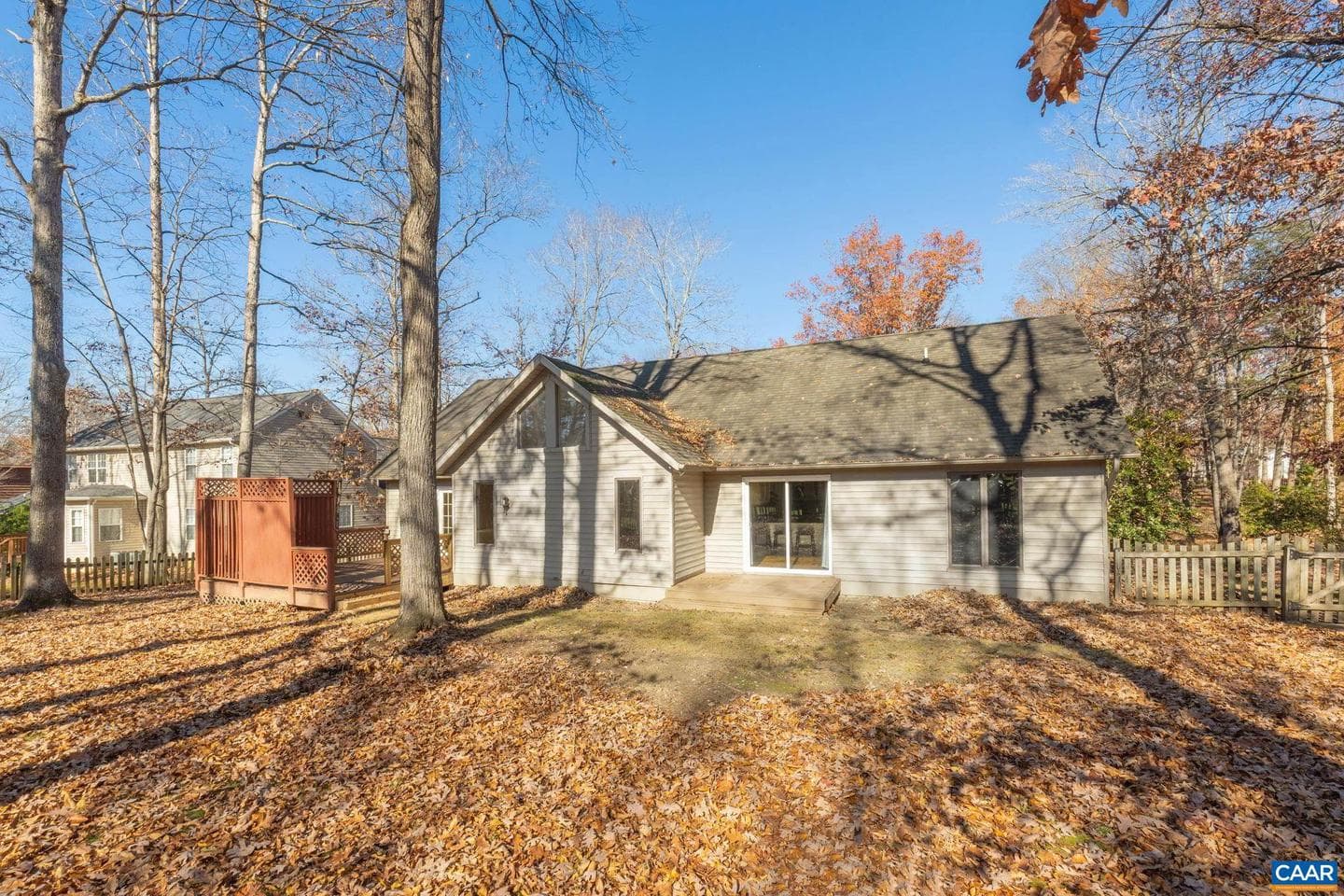 30 Colonial Rd photo 28