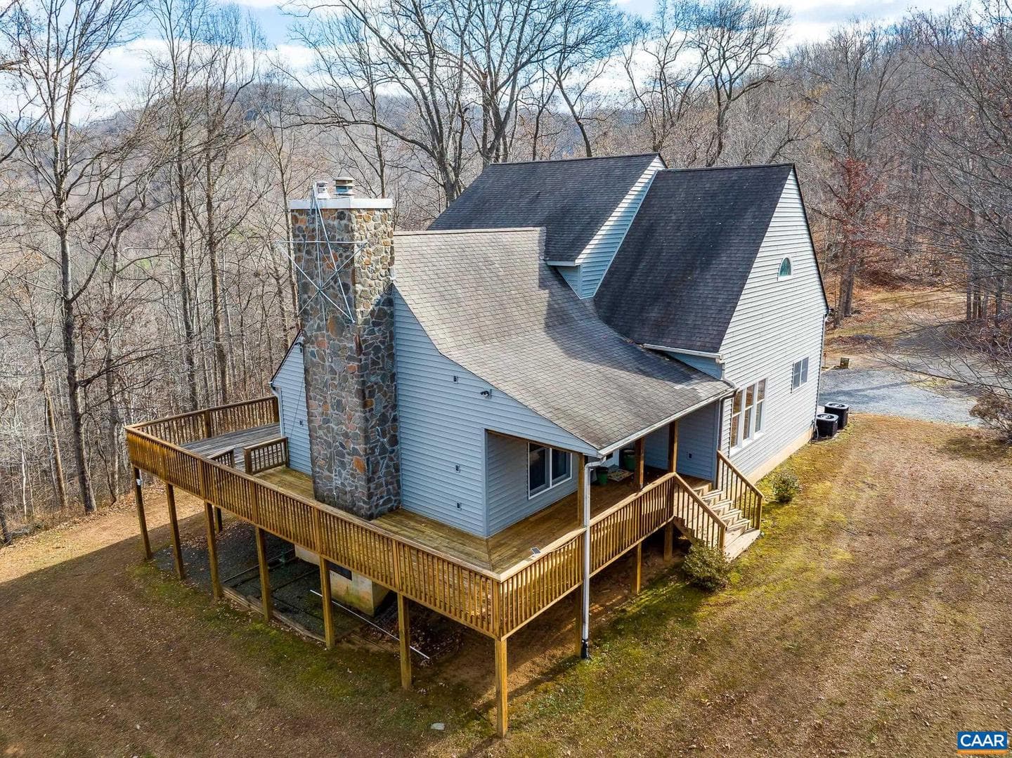 330 Eades Ln photo 1