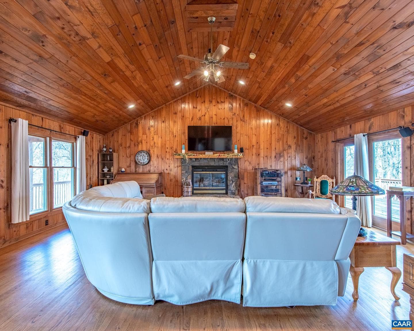 330 Eades Ln photo 13