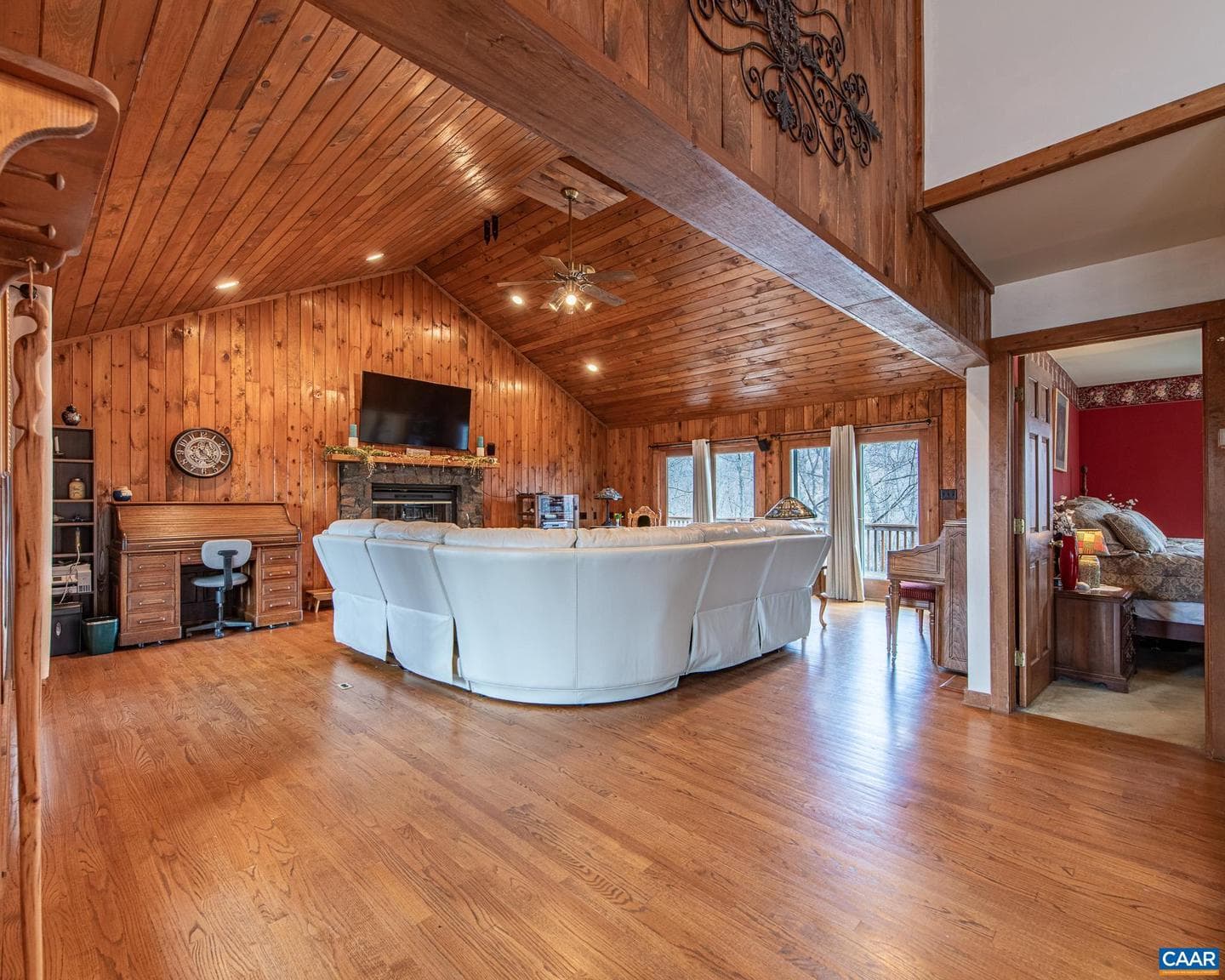 330 Eades Ln photo 14
