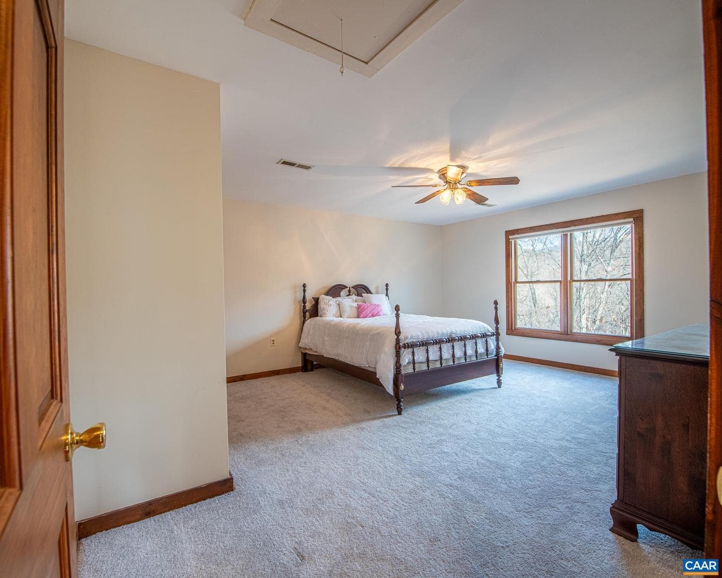 330 Eades Ln photo 22