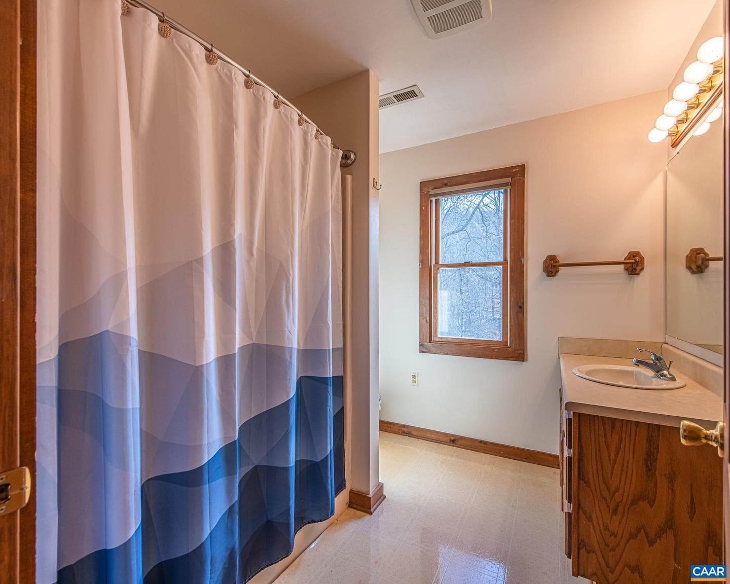 330 Eades Ln photo 24