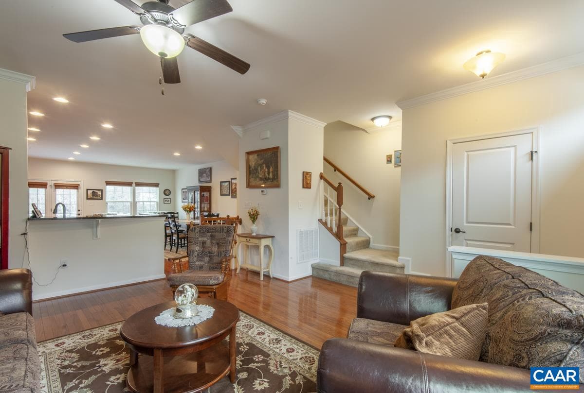 2026 Verona Ct photo 9
