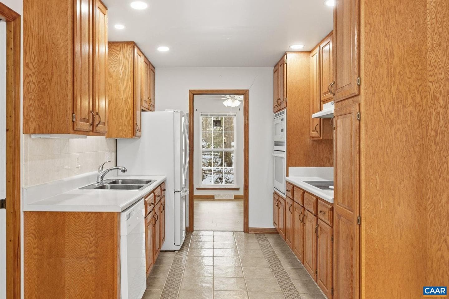 10 Briarwood Rd photo 10